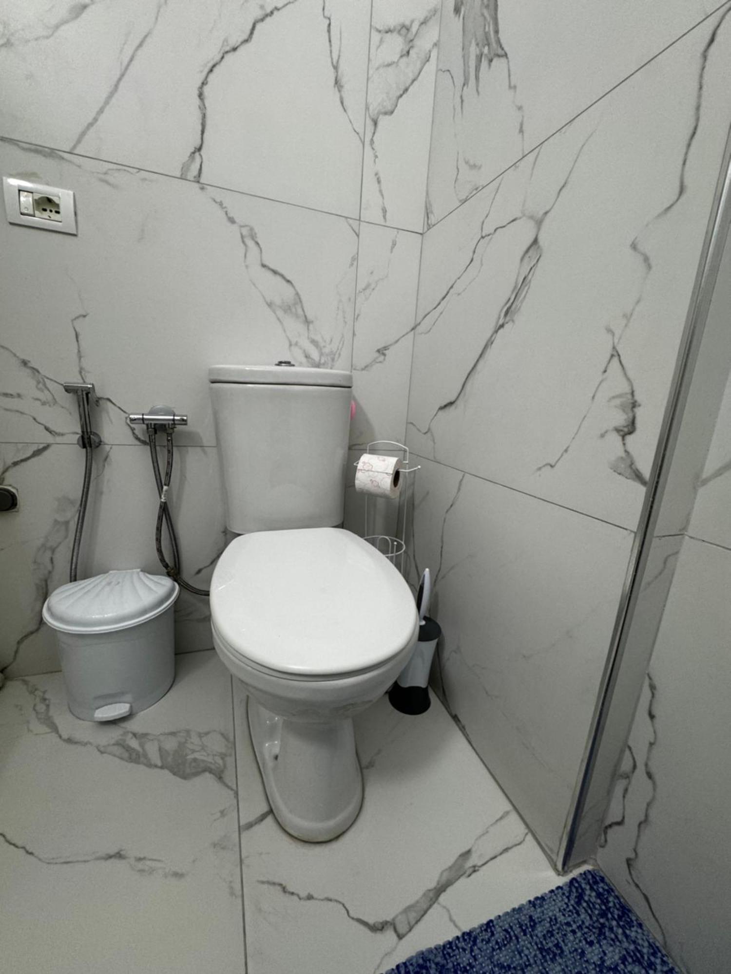 Klar Apartment Few Steps From The Beach Durres Exterior photo